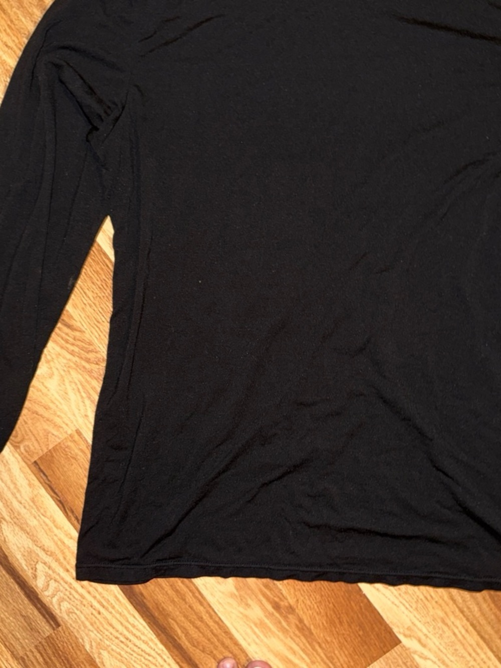 Men’s Long-Sleeve Crew Neck Shirt in Black - Picture 5 of 5
